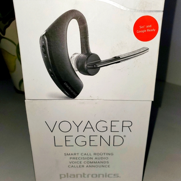 Plantronics 87300-60 Voyager Legend Bluetooth Headset - Picture 1 of 7